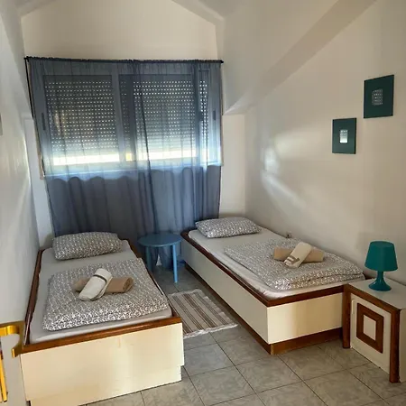 Galeb Apartment *